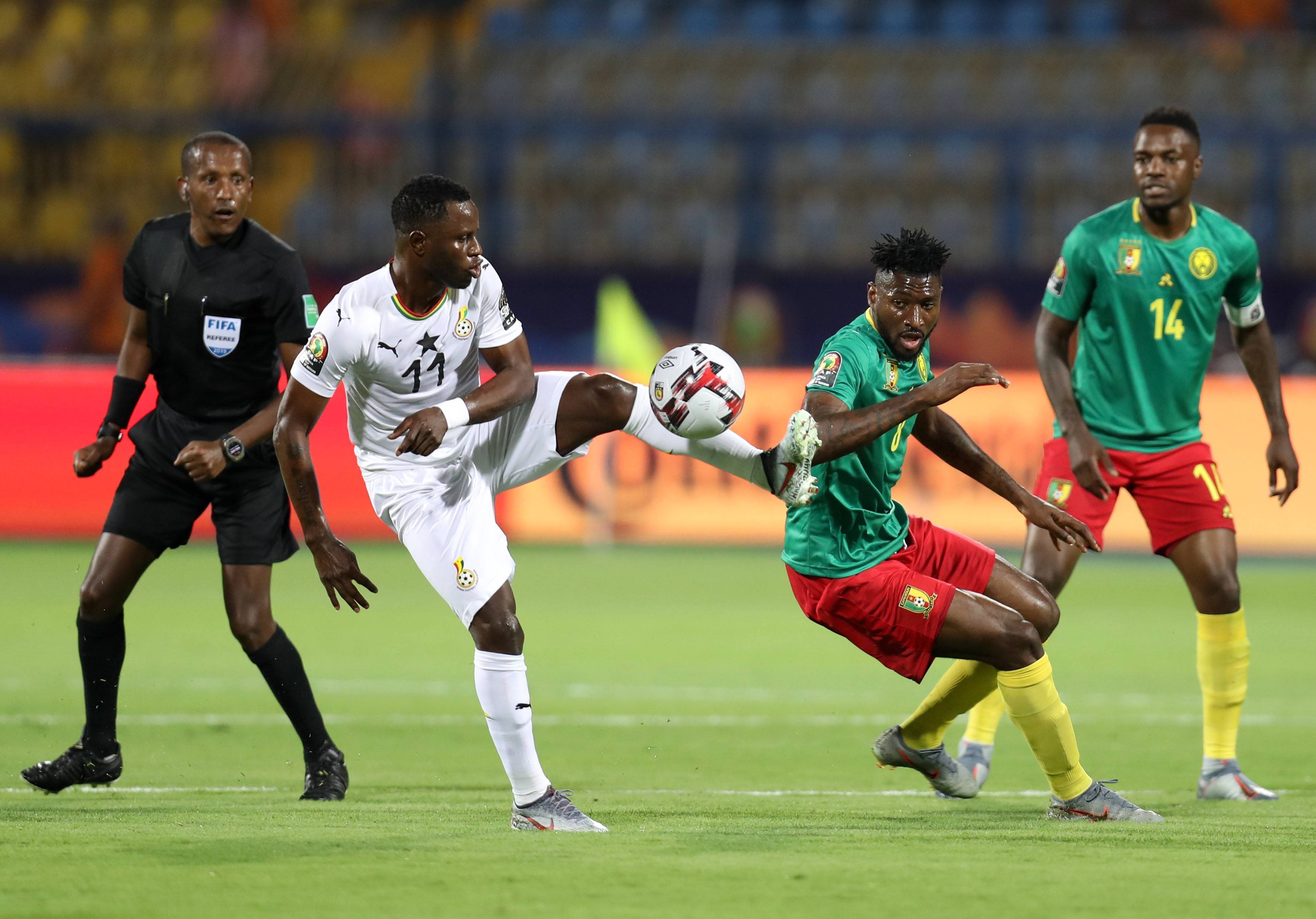 衣室内部出 衣室内部出